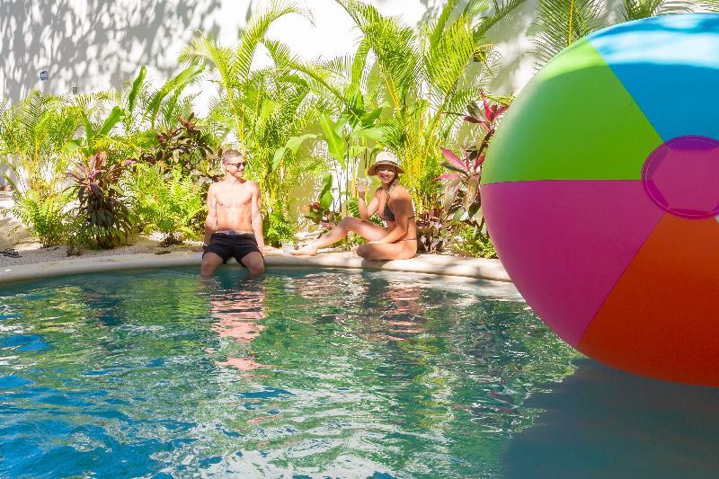 Oostel Smart Hostel - Tulum Pueblo (Adults Only) Eksteriør bilde